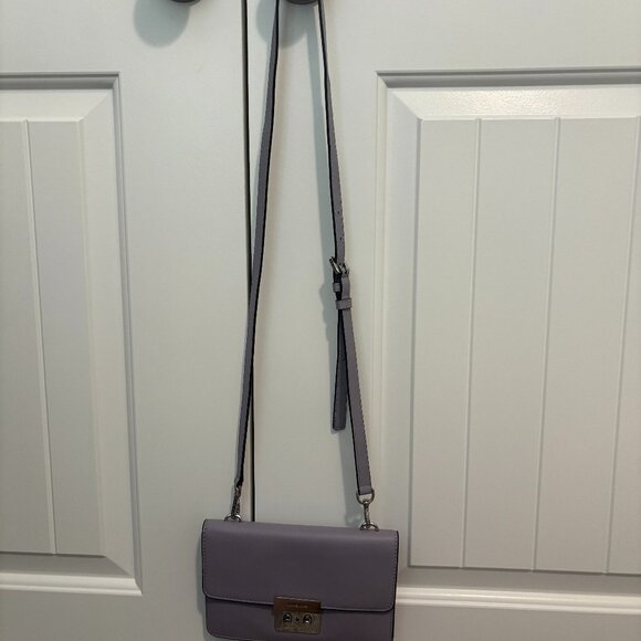 Michael Kors Lilac Leather Crossbody with Push-Lock Closure - Picture 1 of 7